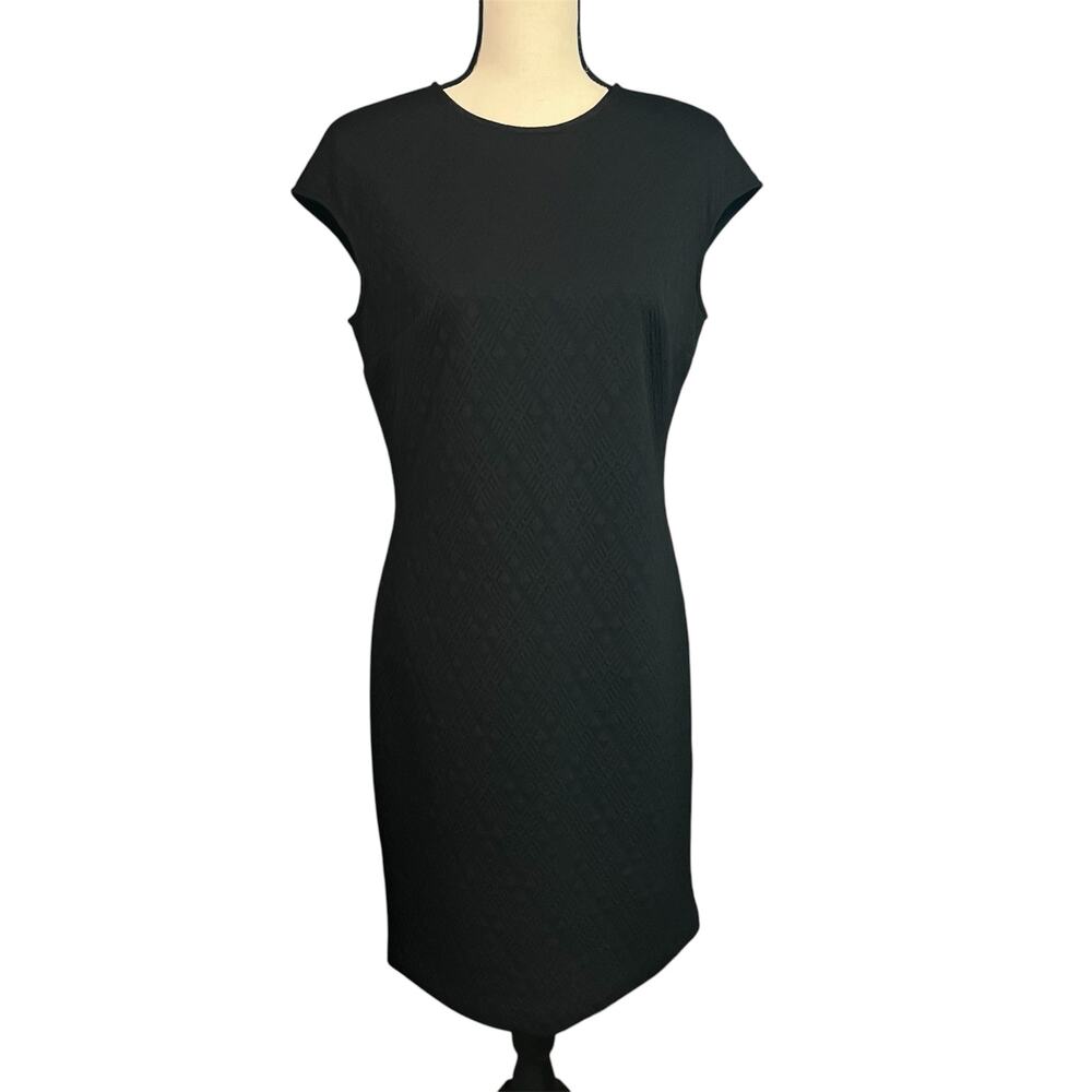 Donna Morgan LBD Black Cap Sleeve Stretch Midi Sheath Dress Sz 10 Minimalist